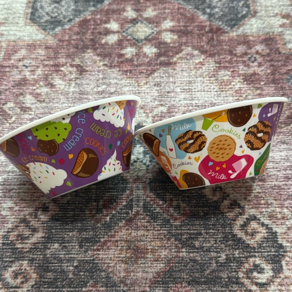 Set of 2 Girl Scout Cookie Kellogg Bowls